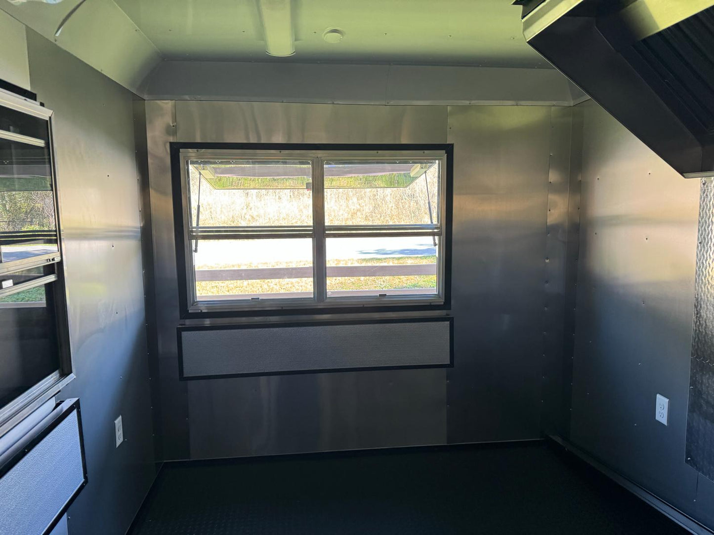 2024 8.5x20TA FOOD CONCESSION TRAILER 84'' 4211