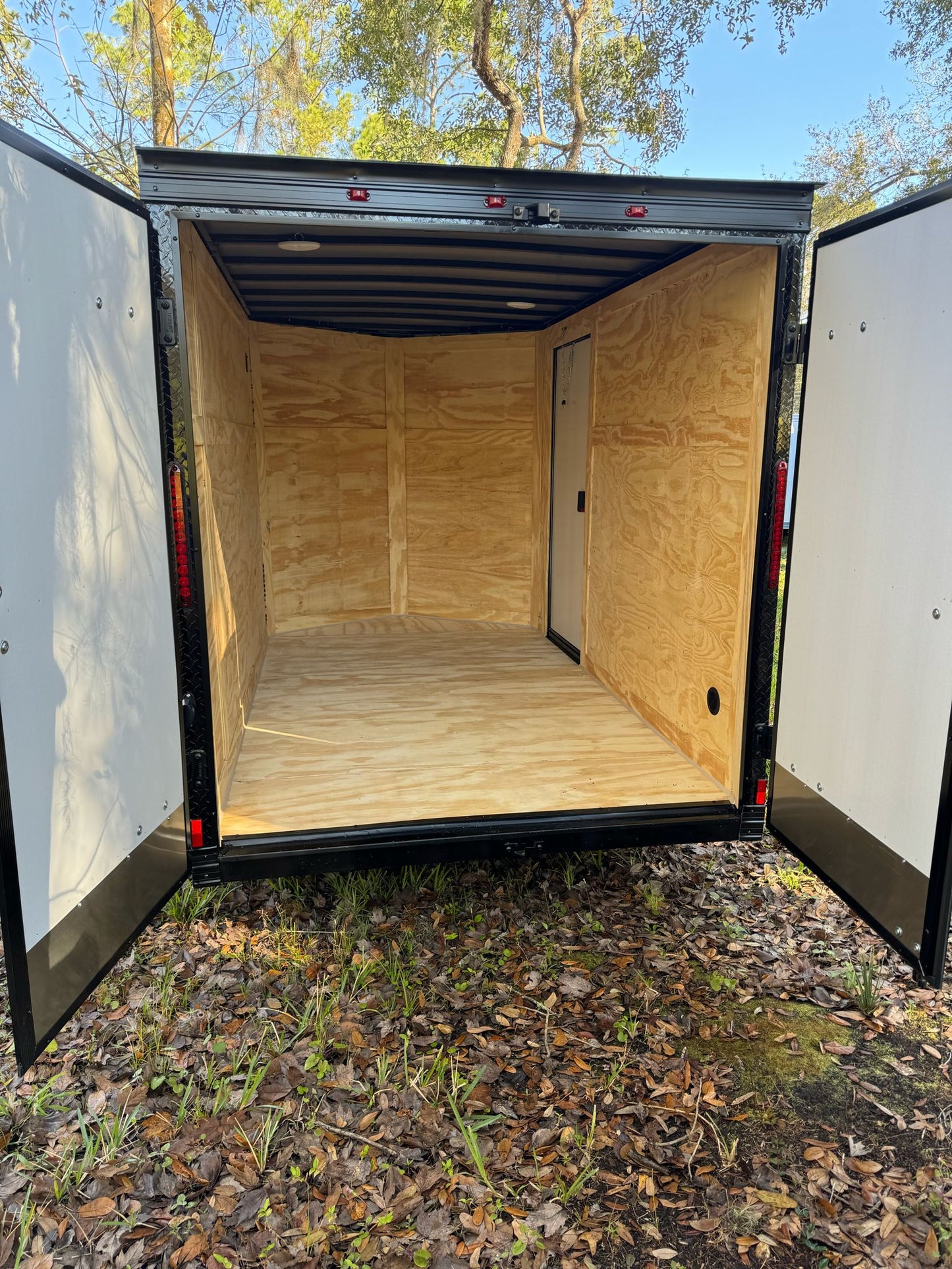 2024 6x10SA ENCLOSED CARGO TRAILER DOUBLE DOOR 75'' 4823M