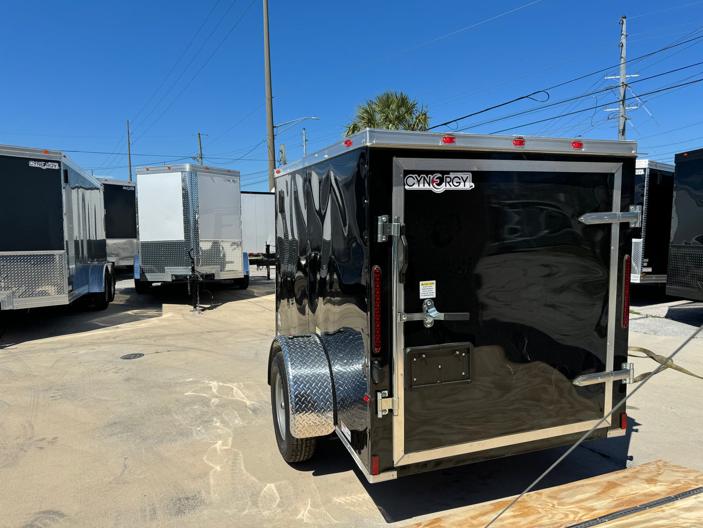 5X8 TRAILER SWING DOOR 60'' 5496l
