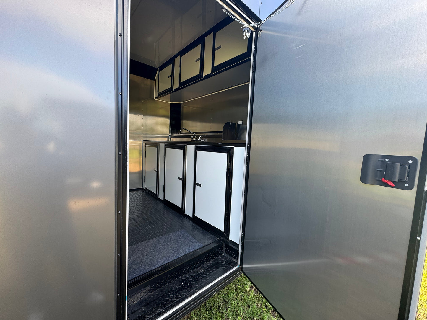 8.5X24TA FOOD CONCESSION TRAILER 90'' TRAILER #5808L
